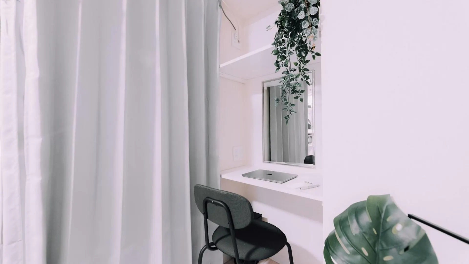 Minimalist Loft Namba Compact Studio With A 24-Hour Gym Ma305 Osaka