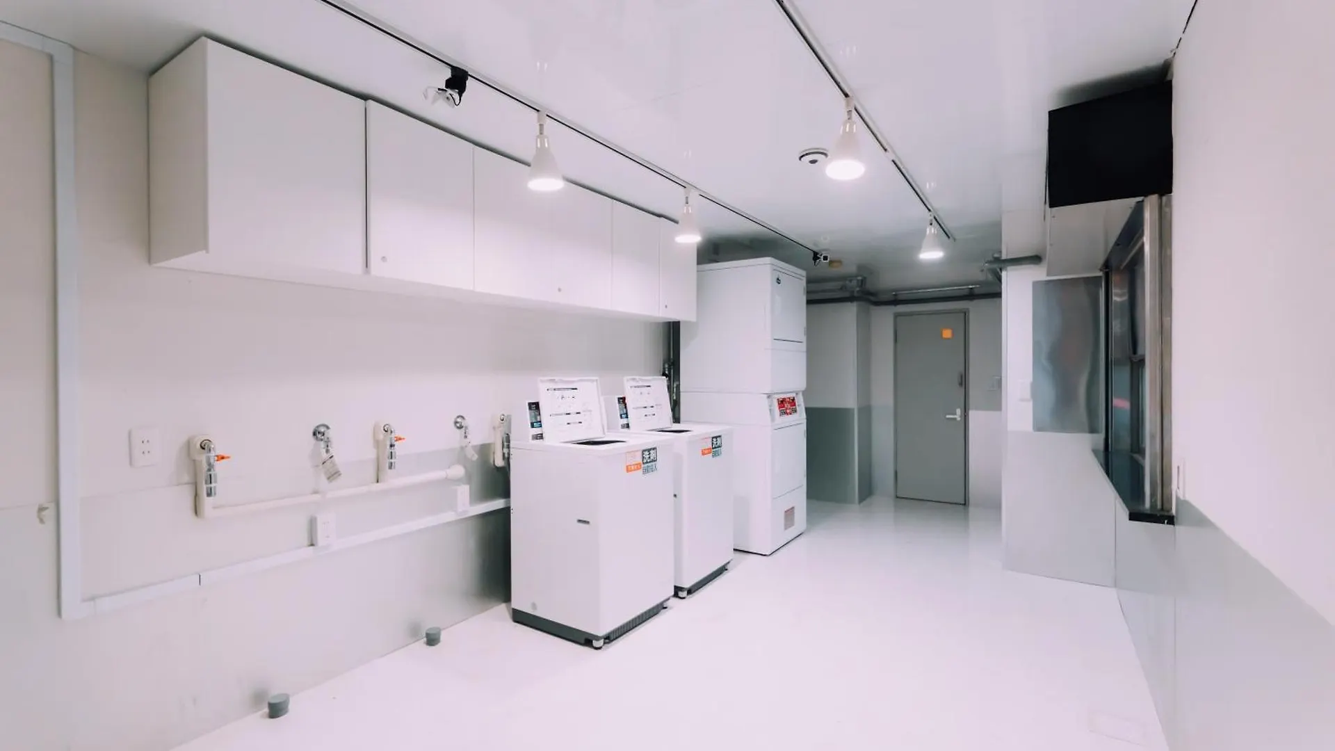 Apartment Minimalist Loft Namba Compact Studio With A 24-Hour Gym Ma305 Osaka