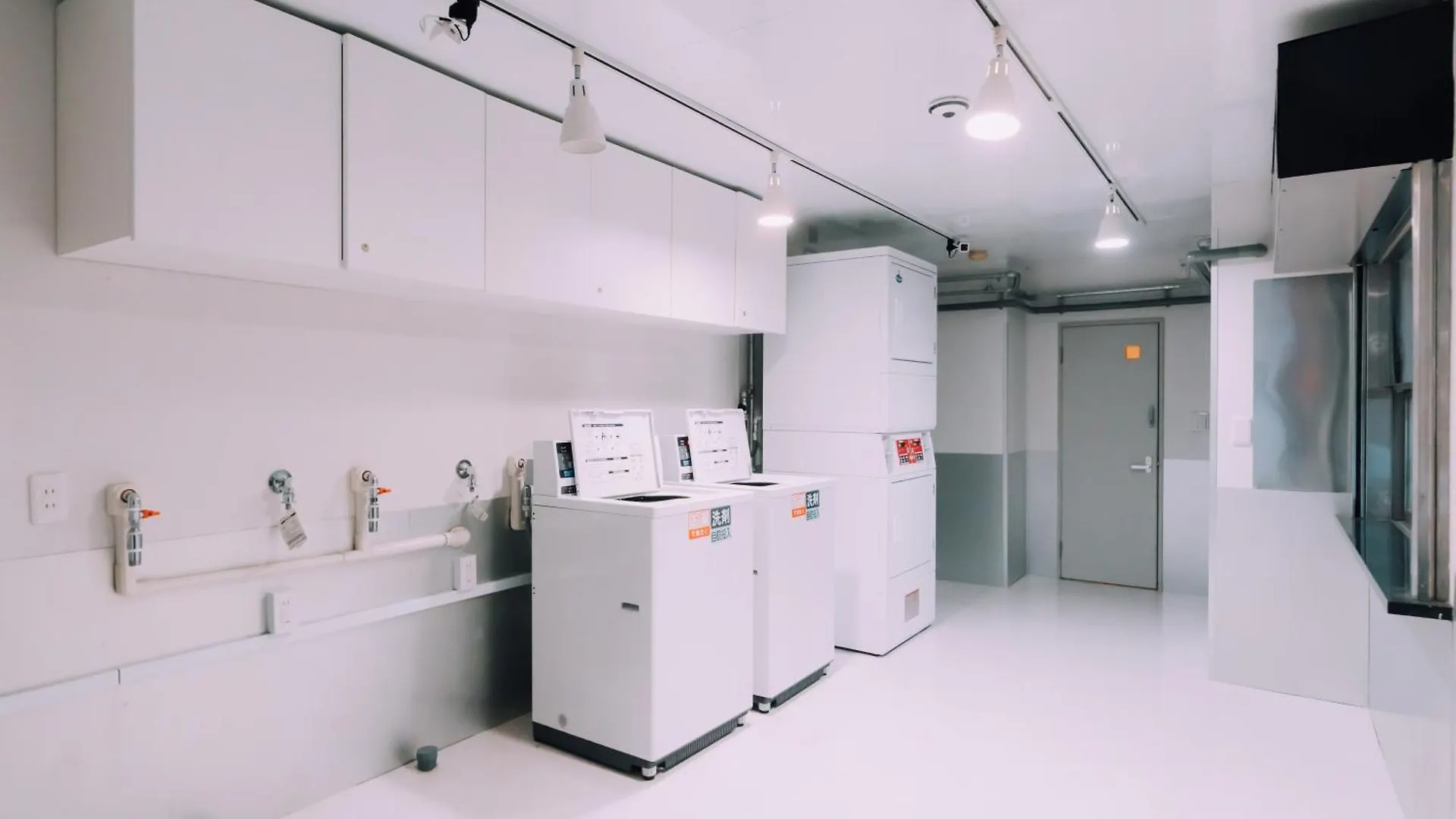 Minimalist Loft Namba Compact Studio With A 24-Hour Gym Ma305 Osaka 0*,  Japan